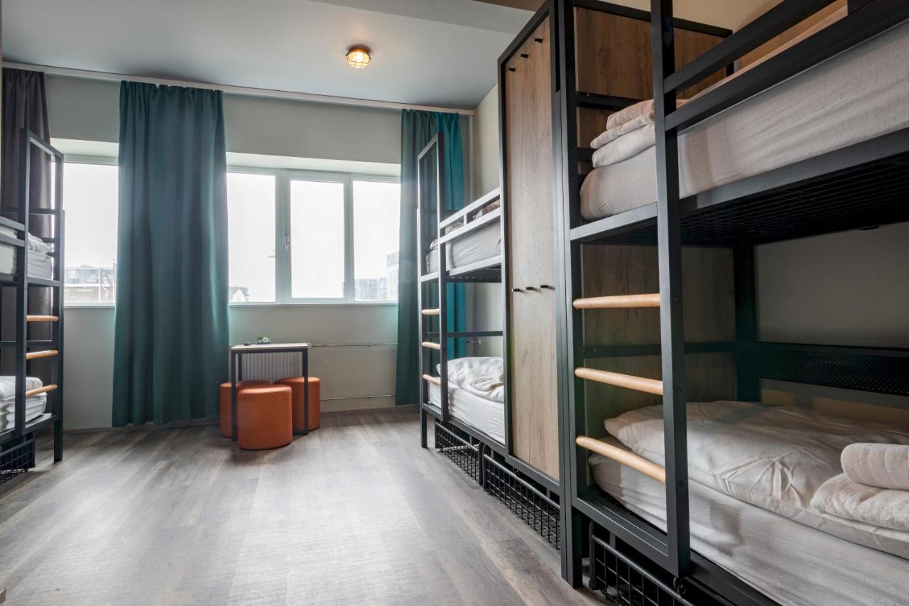Bed 6-Bed Dormitory Room,1129554726:JPEG